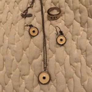 Pandora set